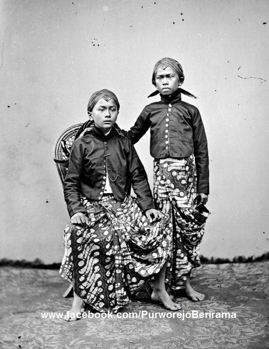 Foto pakaian adat Purworejo jaman  dahulu Purworejo 